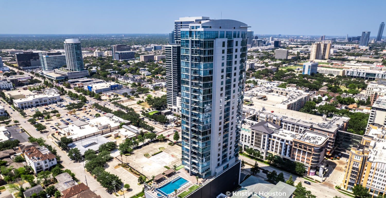 2727 Kirby luxury high-rise in Houston